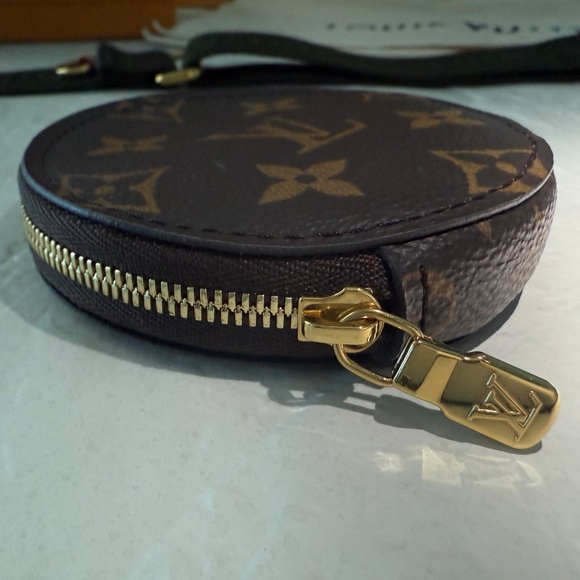 LOUIS VUITTON Multi Pochette Accessoires with dustbin, box and gift bag - Khaki - Picture 15 of 16